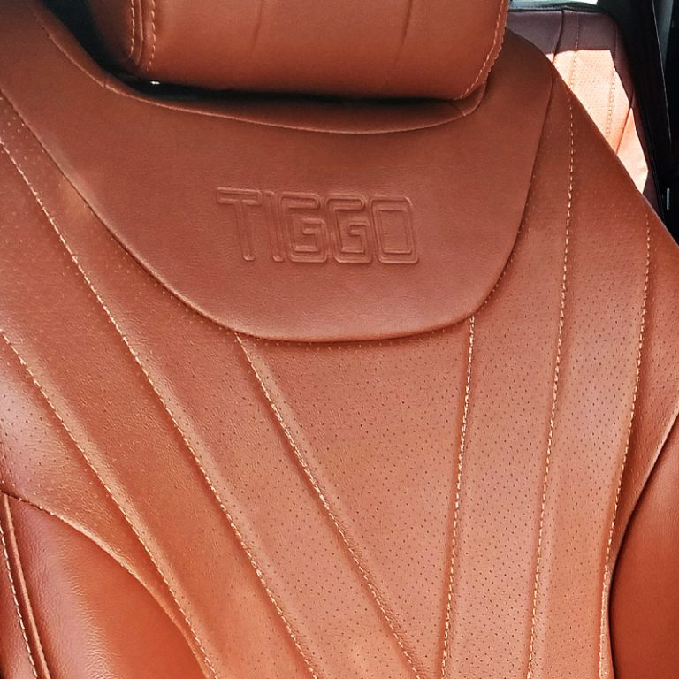 Max-Tiggo8ProCharmMaroon-03